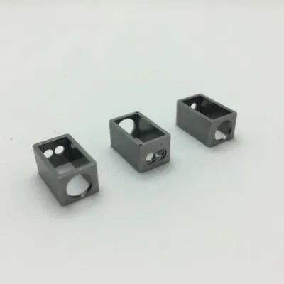 스테인레스 스틸 자동차 모터 의료 차량 하드웨어 고객 요구 사항