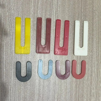 직선 U 모양 플라스틱 말말 가스켓 스탬핑 및 장기적인 성능